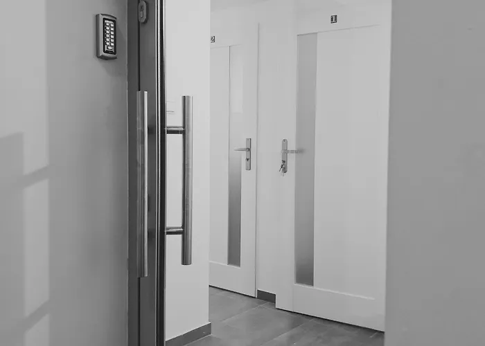 Two Streets One Stefana & Damrota Apartmán Katovice