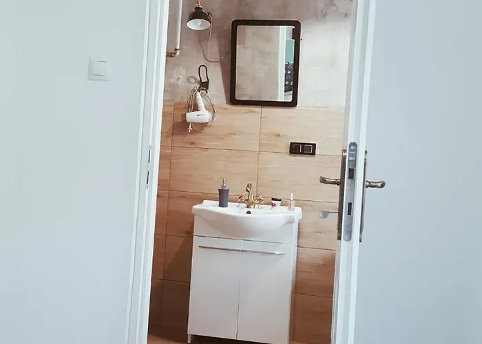 Two Streets One Stefana & Damrota * 卡托维兹